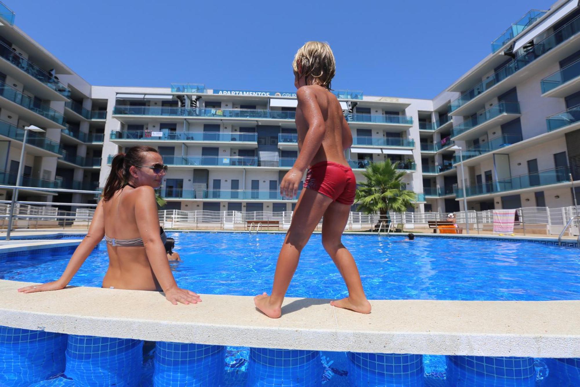 Augusta Litoral - Only Families Lägenhet Cambrils Exteriör bild